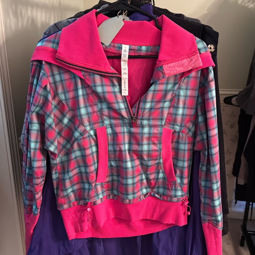 Lululemon Reflection Pullover